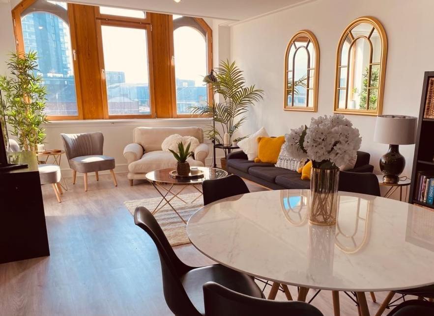 Spacious 2 Bedroom City Pad In Old Street London Exteriör bild